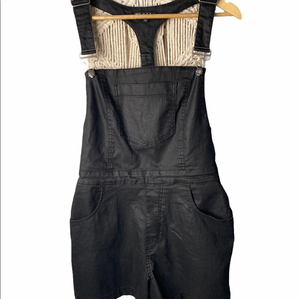 Guess Overhauls